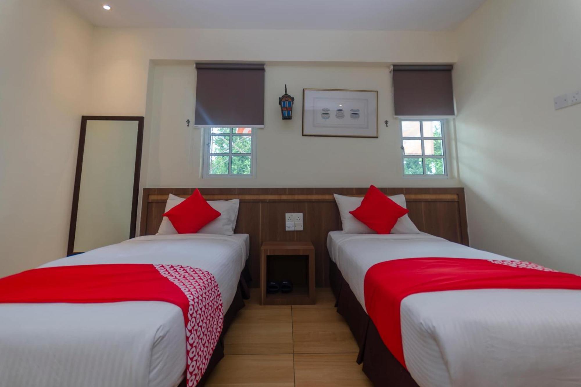 Super Oyo 596 The Vintage Hotel Johor Bahru Esterno foto